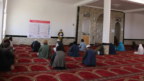 Infectious disease prevention awareness session, Afghanistan ©CWS