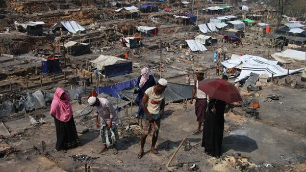 A massive fire broke out in a refugee camp for people who have fled Myanmar (24 March) ©Ummay Habiba/Save the Children